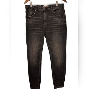NWT ZARA SKINNY CROPPED BLACK STONE WASHED JEANS USA 34